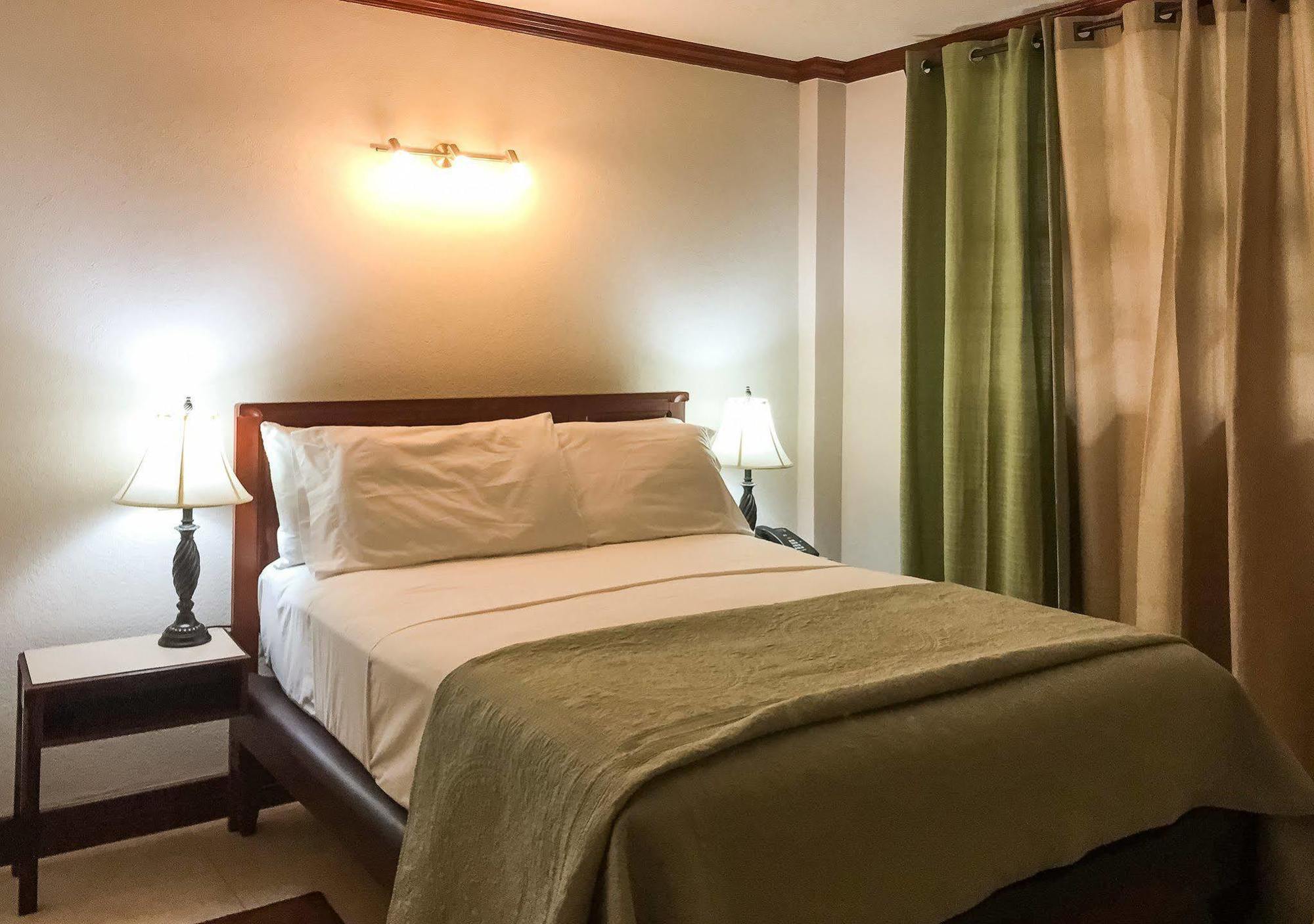 Brandsville Suites جورج تاون المظهر الخارجي الصورة
